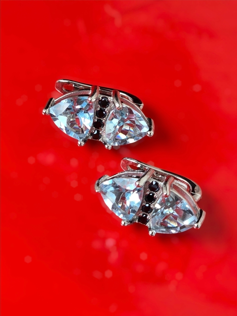 925 Sterling Silver Earrings with Trilliant Sky Blue Topaz 6mm & Spinel Gems